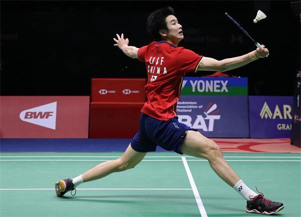 更大压力 更大压力